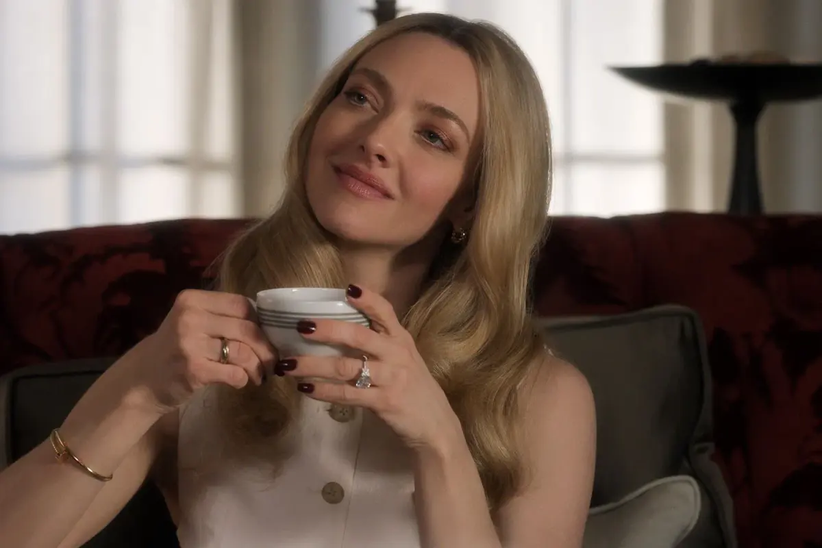amanda seyfried the housemaid 9ee482b88df3f9fbbc2e7ca