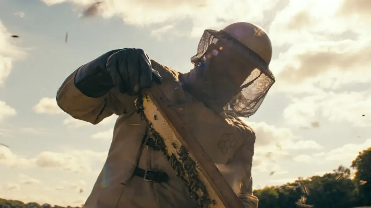 Image - The Beekeeper Jason Statham mode