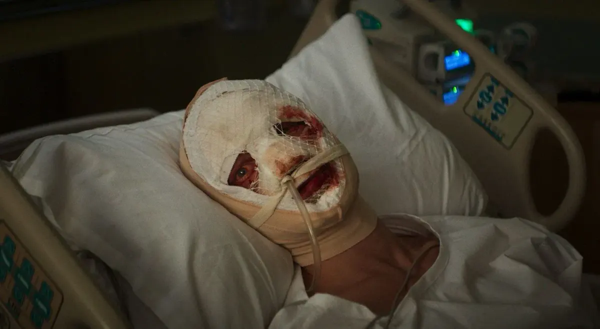 Image - Clayface nouveau spot dévoile transformation,