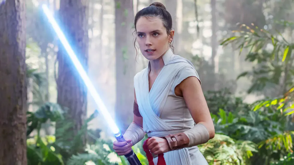 daisy ridley star wars the ride of skywalker
