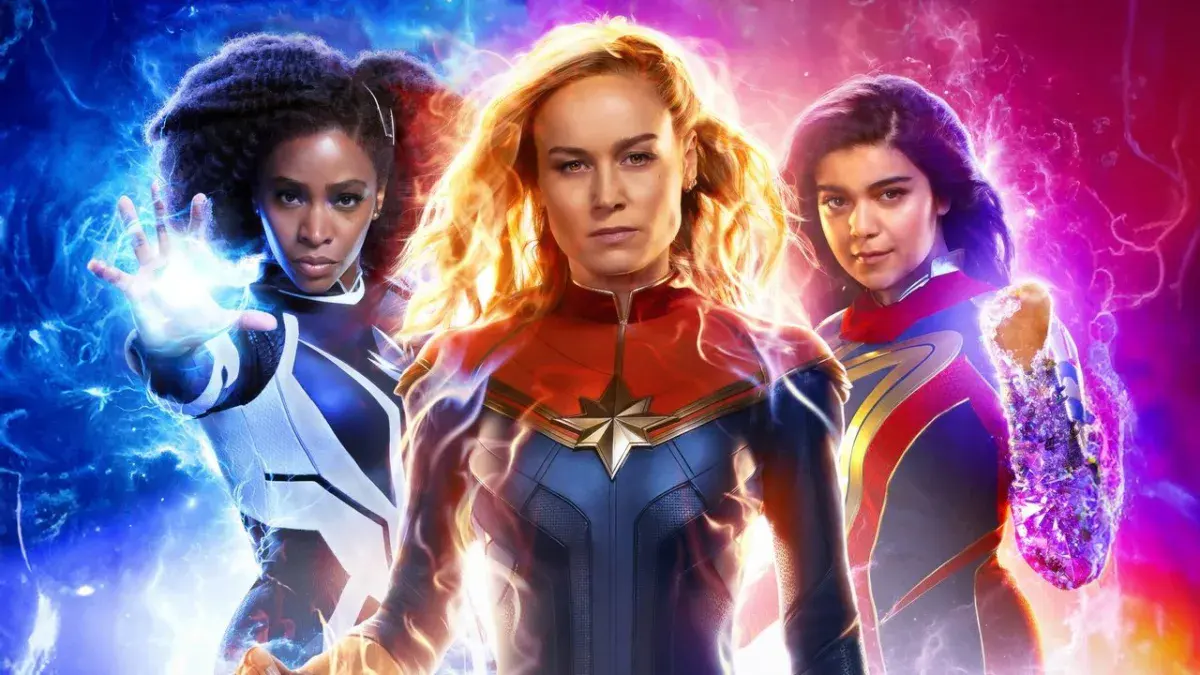 Monica Rambeau, Carol Danvers et Kamala Khan côte à côte sur un visuel de The Marvels