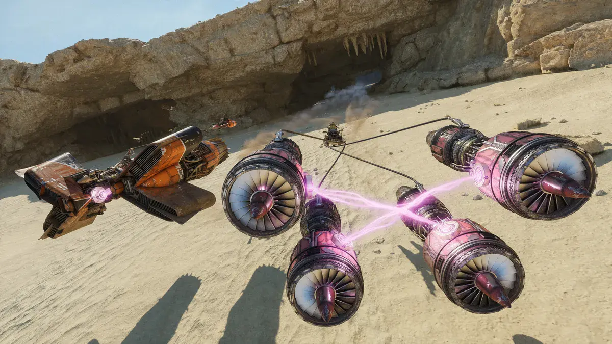 Deux podracers, l'un orange, l'autre aux réacteurs roses reliés par des arcs d'énergie, rasent le sable au pied d'une falaise, dans Star Wars: Galactic Racer