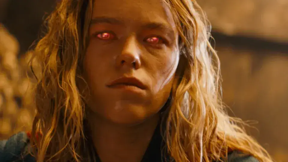 Supergirl : Milly Alcock encensée, mais les premières réactions pointent déjà la faille du film