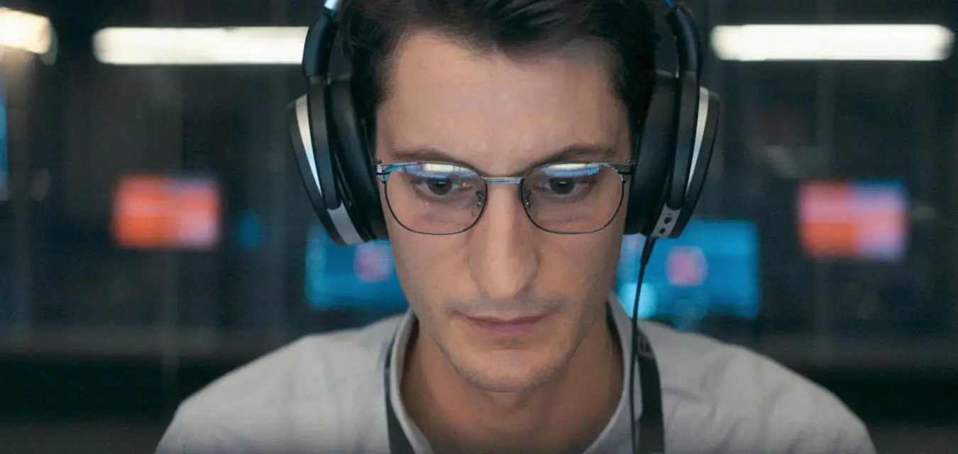 Boîte Noire : Le thriller avec Pierre Niney aura une version US sur Netflix
