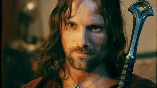 The Hunt for Gollum : c'est officiel, l'acteur de Cinquante Nuances de Grey incarnera Aragorn à la place de Viggo Mortensen