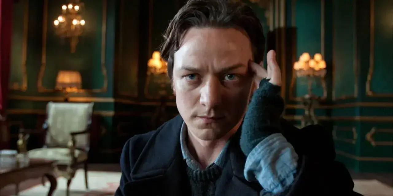 X-Men : James McAvoy conseille Christopher Abbott pour jouer Charles Xavier