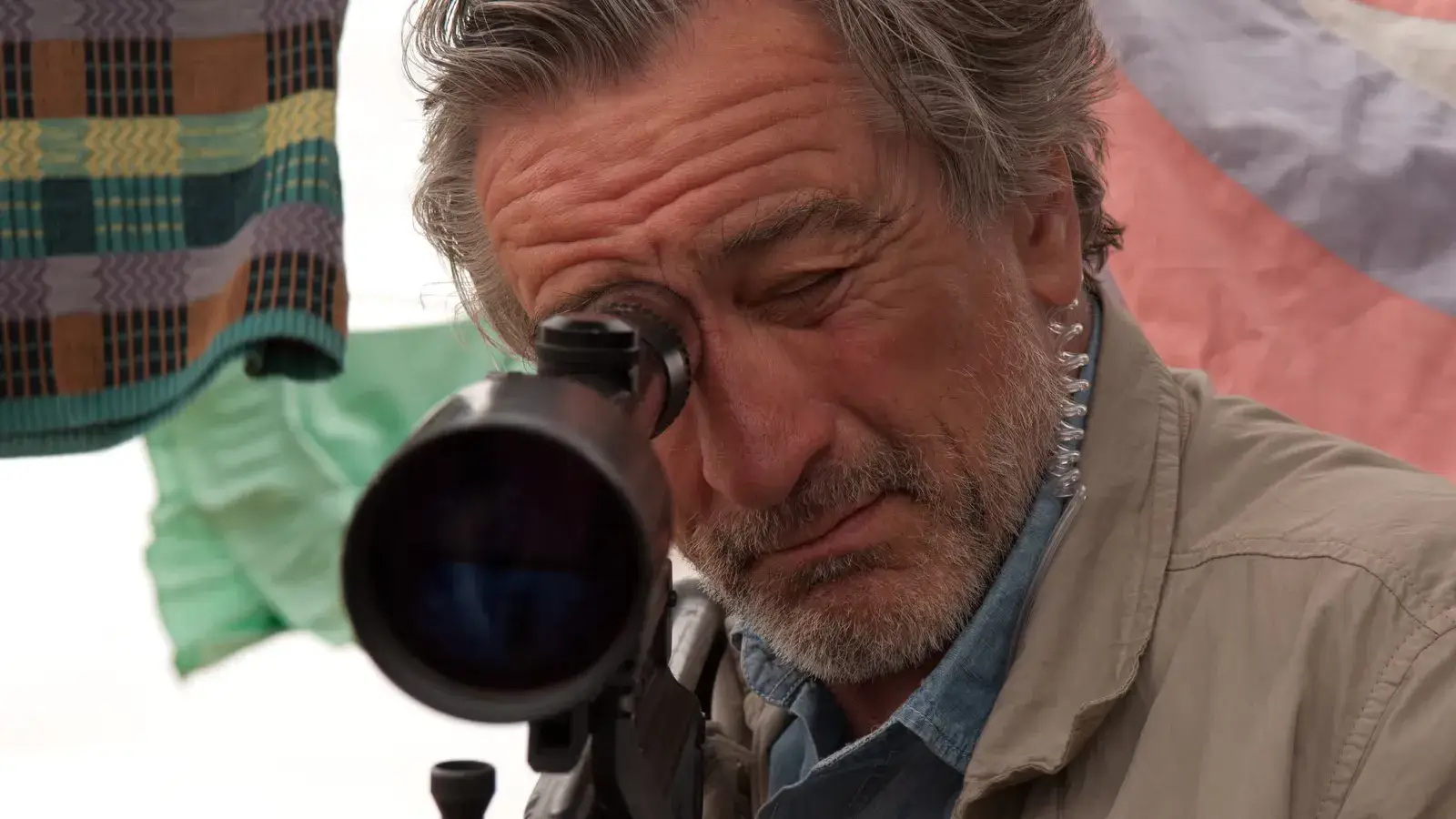 Robert De Niro passe de l'autre côté de la loi avec The Whisper Man sur Netflix