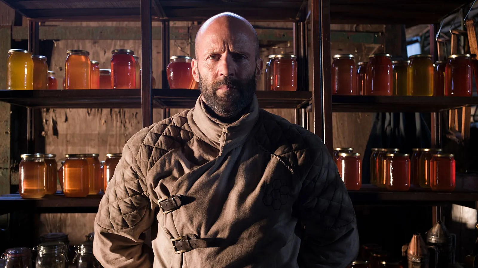 Image - Beekeeper jason statham mode apiculteur