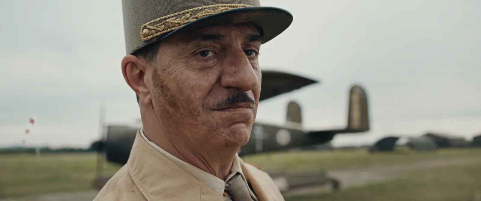 Image - Critique bataille gaulle blockbuster francais
