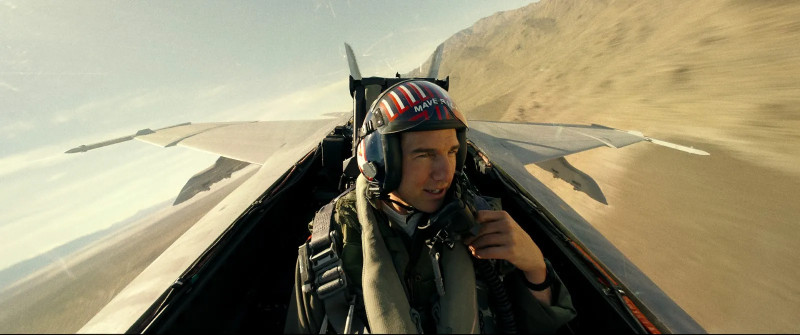 Image - Gun tom cruise rempile kosinski