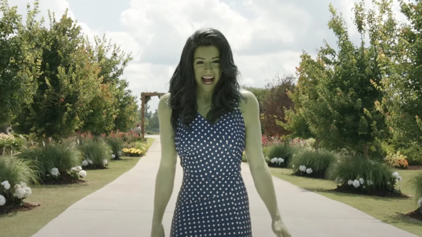 Image - She Hulk Tatiana Maslany claque