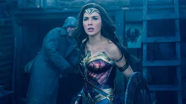 Image - Wonder Woman déjà approche dans